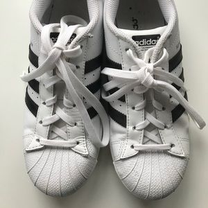 Unisex Adidas Superstar Shoes